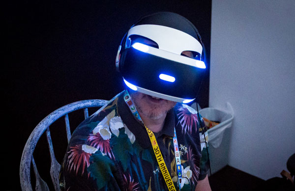 http://gadgetcenter.ir/blog/wp-content/uploads/2016/11/PlayStationVR.jpg