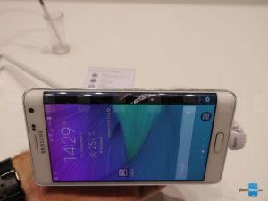Galaxy Note Egde-08