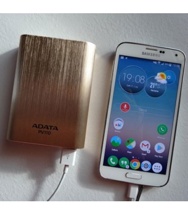 پاور بانک ای دیتا 10400 میلی آمپر PV110