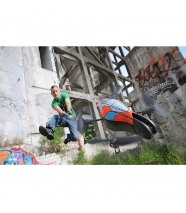 کوادکوپتر AR.Drone با قابلیت کنترل توسط آیفون